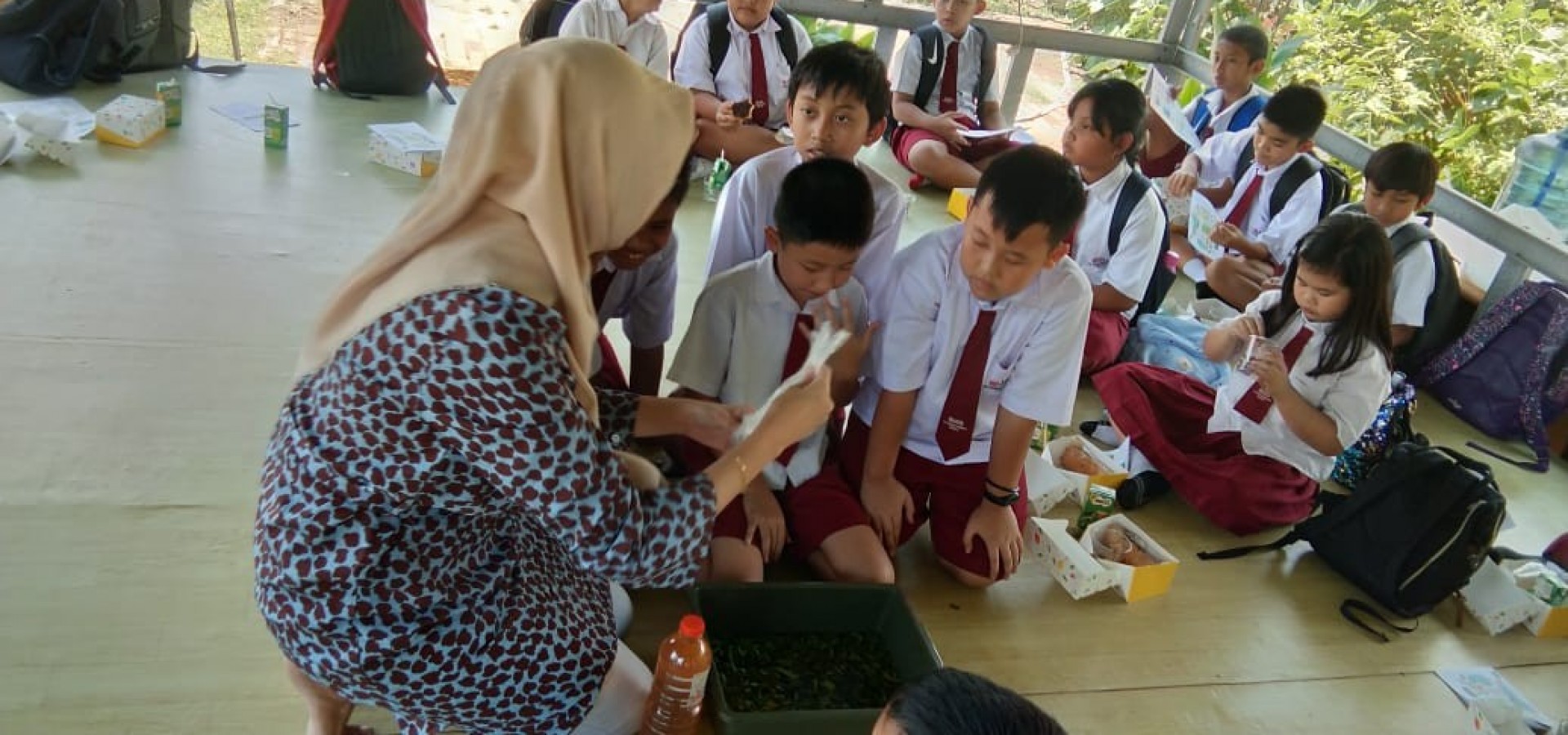 PUNCAK TEMATIK: BELAJAR DI ITS