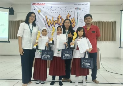 Lomba Motorik Halus (Menulis)